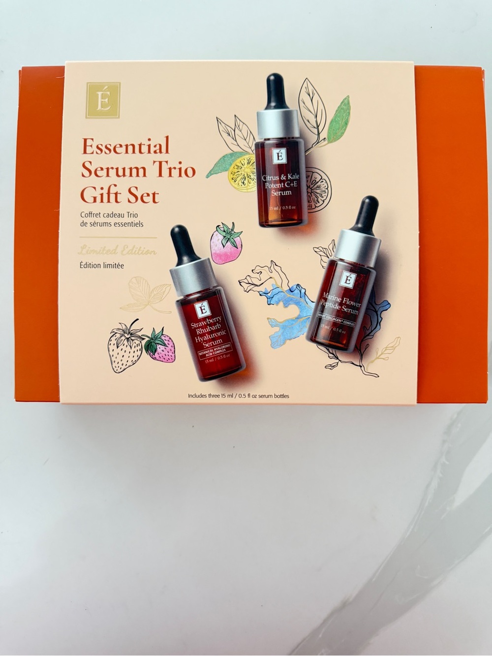 EMINENCE ORGAINCS Essential Serum Trio 
Gift Set